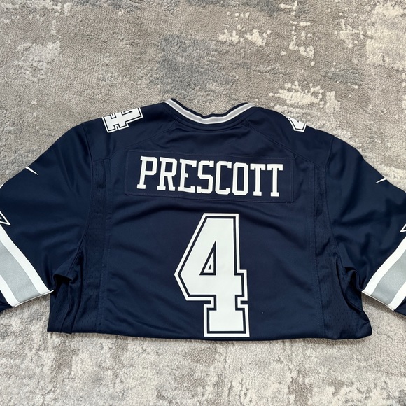 Men’s Nike Dallas Cowboys Dak Prescott Jersey Size Medium NWT - Picture 4 of 8